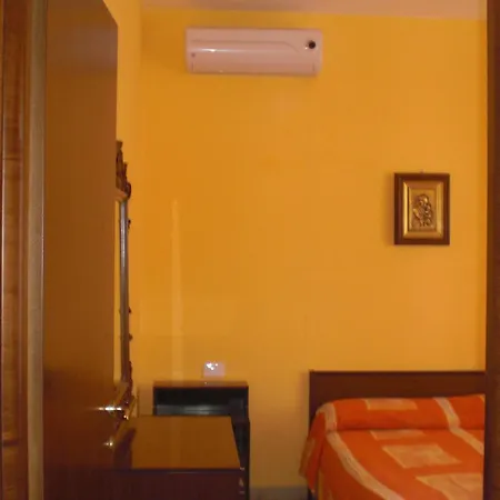 Leonarda Holiday home *